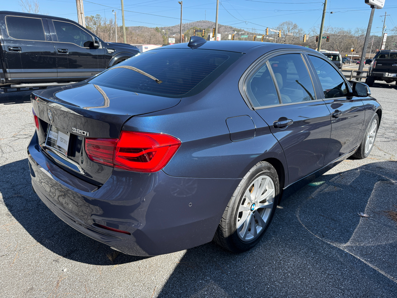 BMW 3-Series 320i 2017