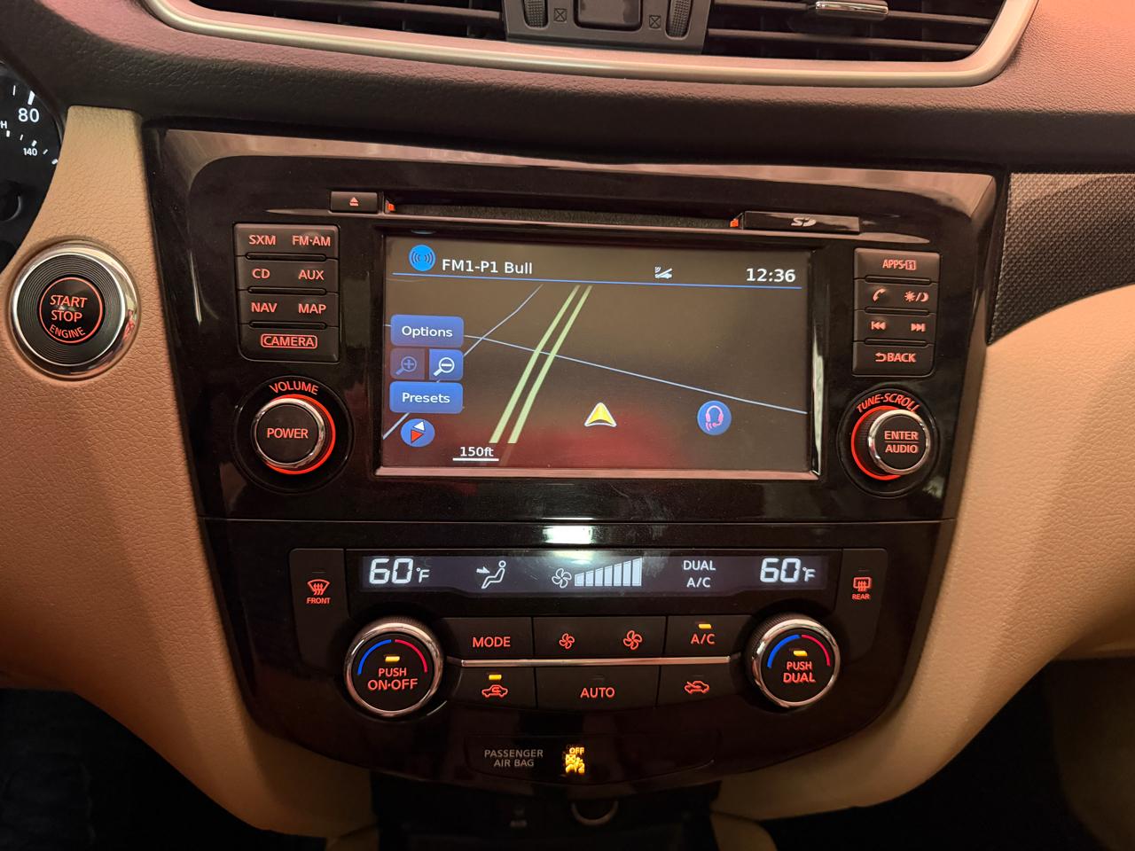 Nissan Rogue  2016