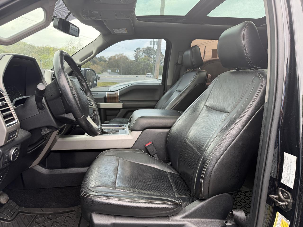 Ford F-150 4WD SuperCrew 145" Lariat 2016