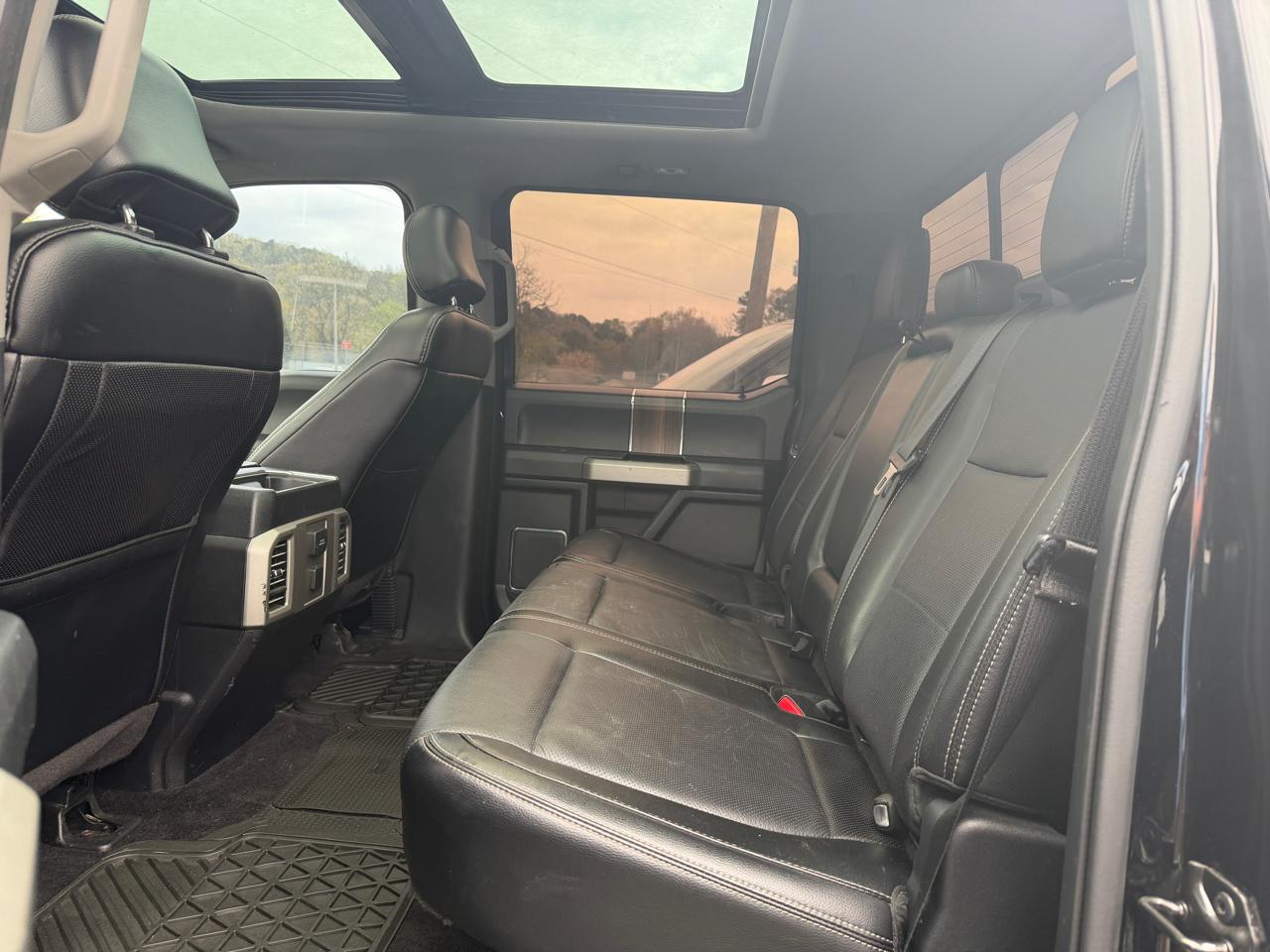 Ford F-150 4WD SuperCrew 145" Lariat 2016