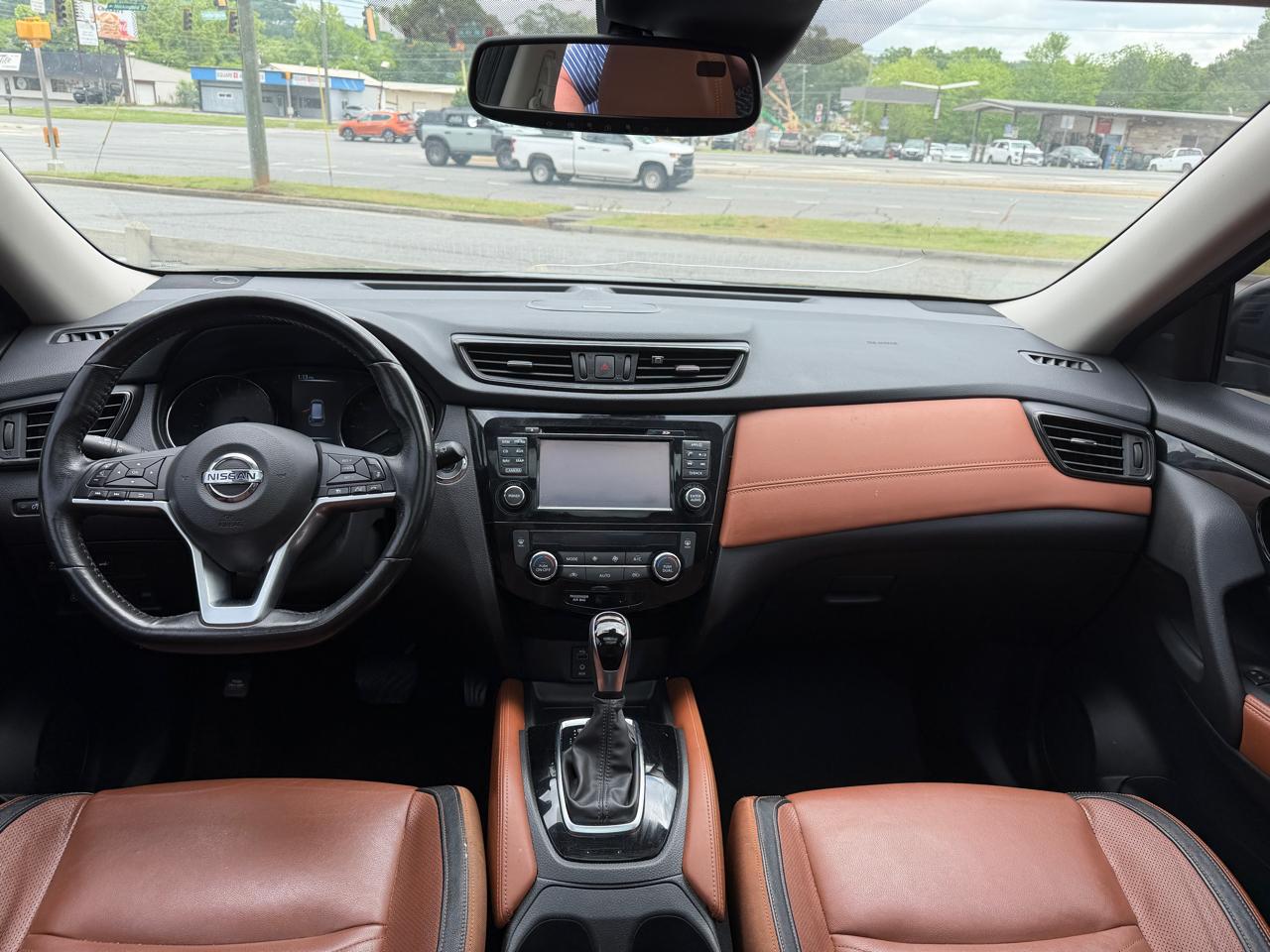 Nissan Rogue Platinum 4D SUV AWD 2017