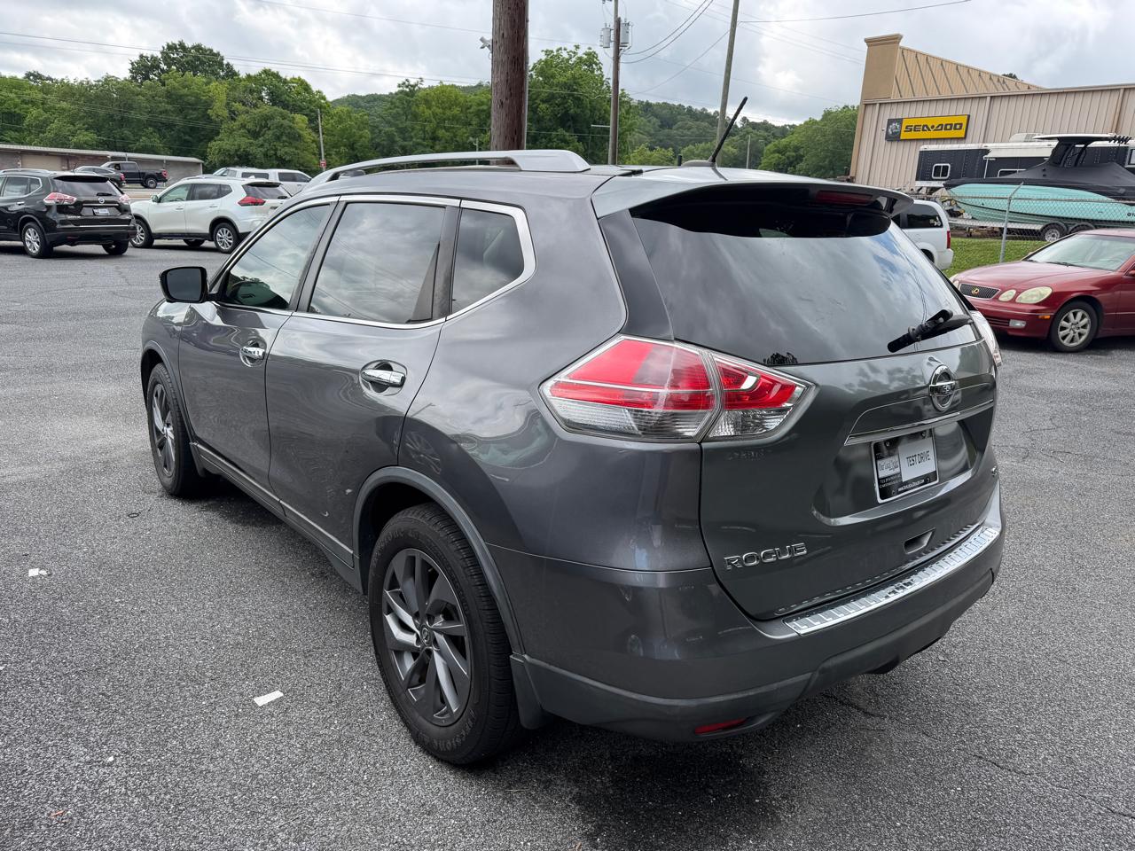 Nissan Rogue  2016