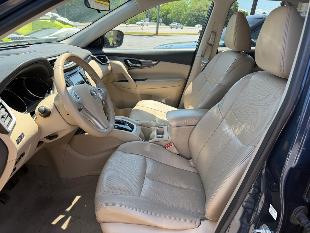 Nissan Rogue  2015
