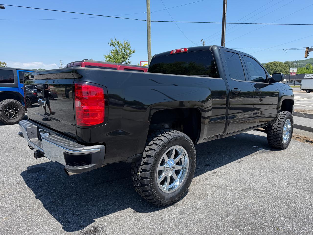 Chevrolet Silverado 1500 4WD Double Cab 147" LT 2017