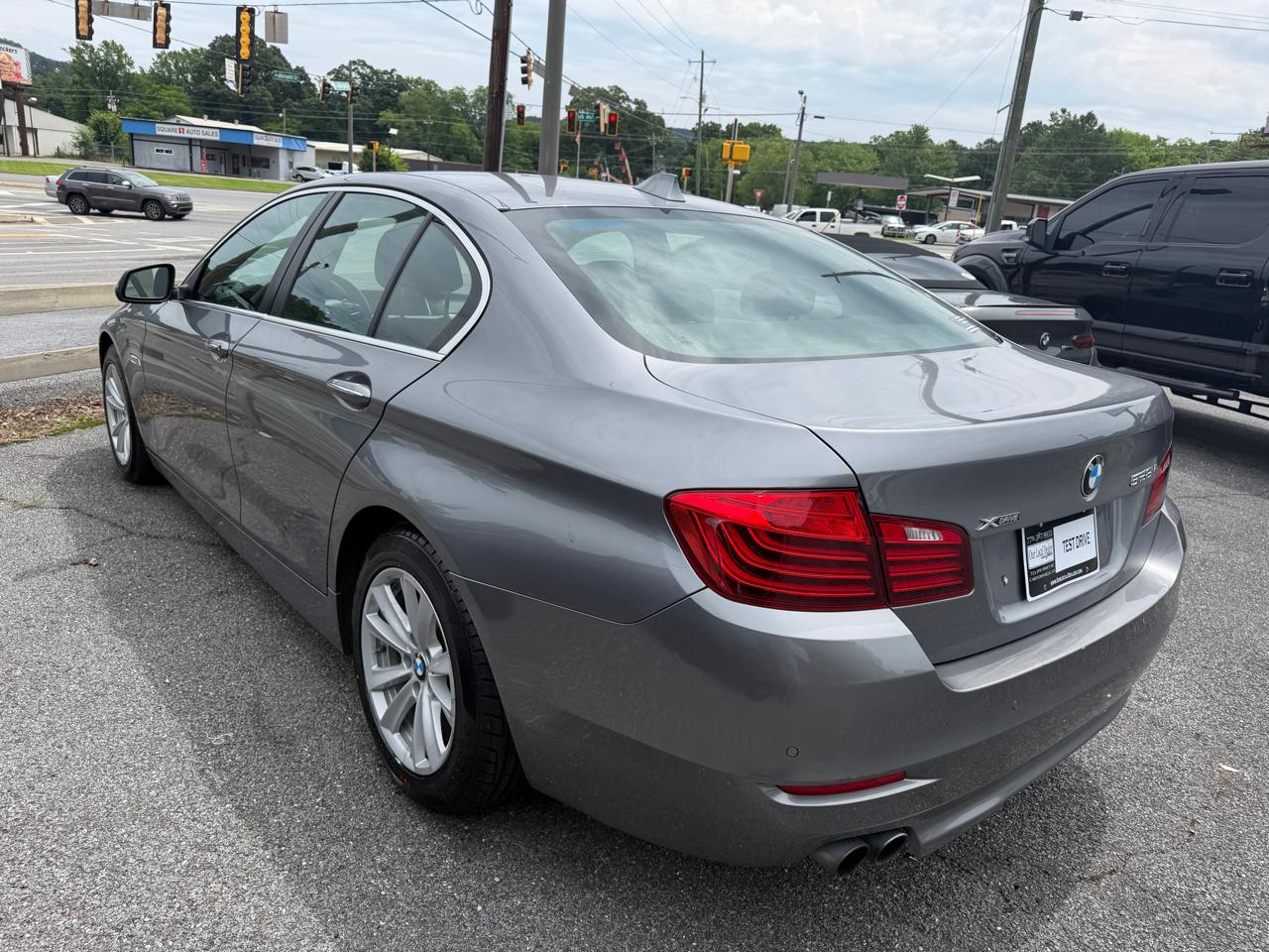 BMW 5-Series 528i xDrive 2016