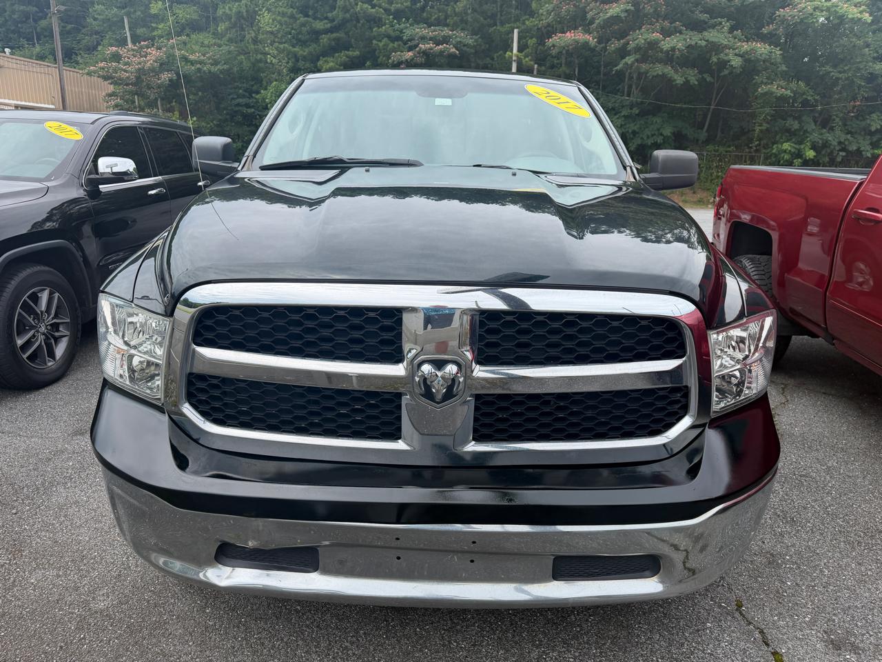 RAM 1500 2WD Quad Cab 140.5" SLT 2017