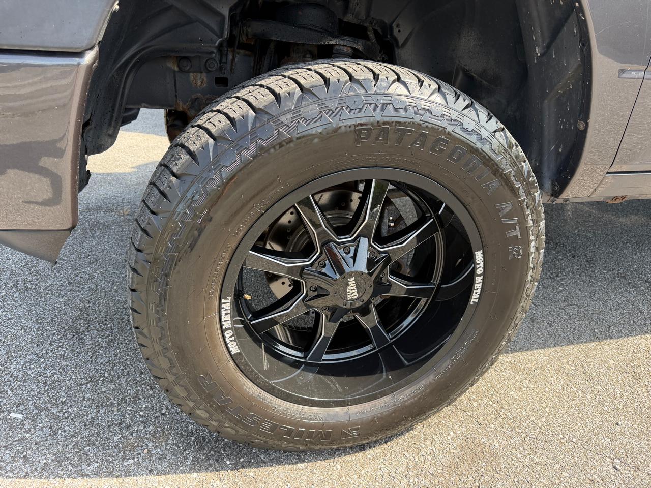 RAM 1500 4WD Crew Cab 140.5" Express 2016