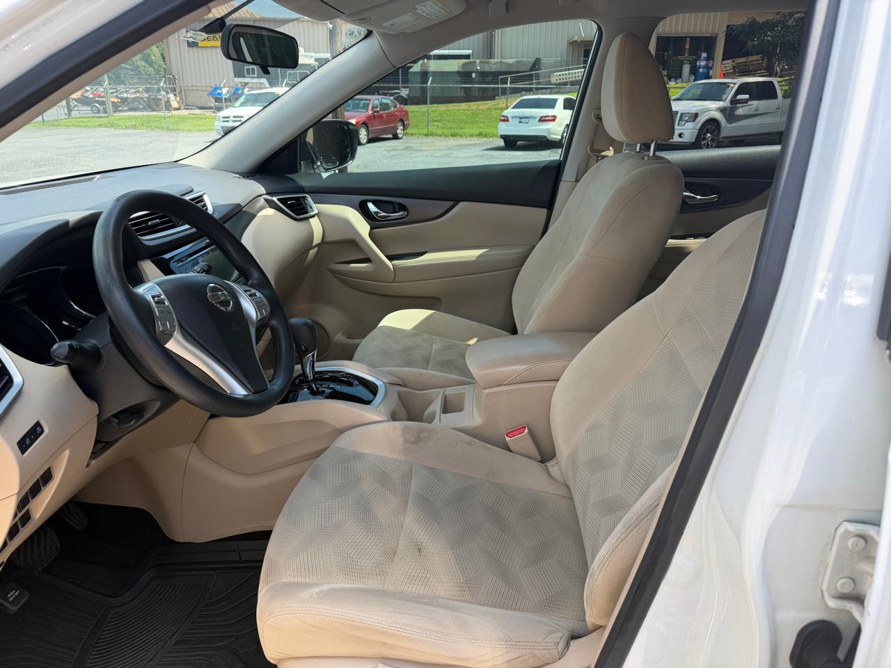 Nissan Rogue  2016