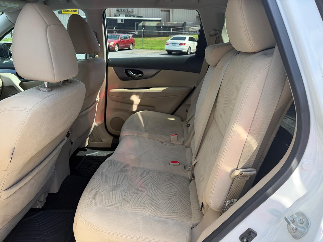 Nissan Rogue  2016