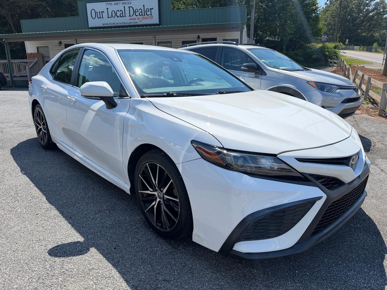 Toyota Camry  2022