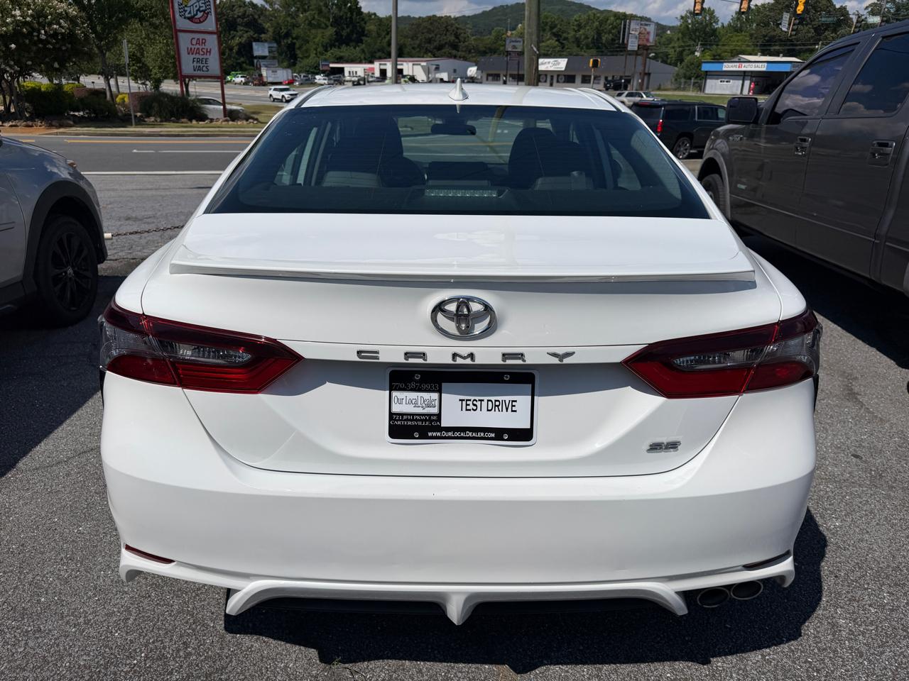 Toyota Camry  2022