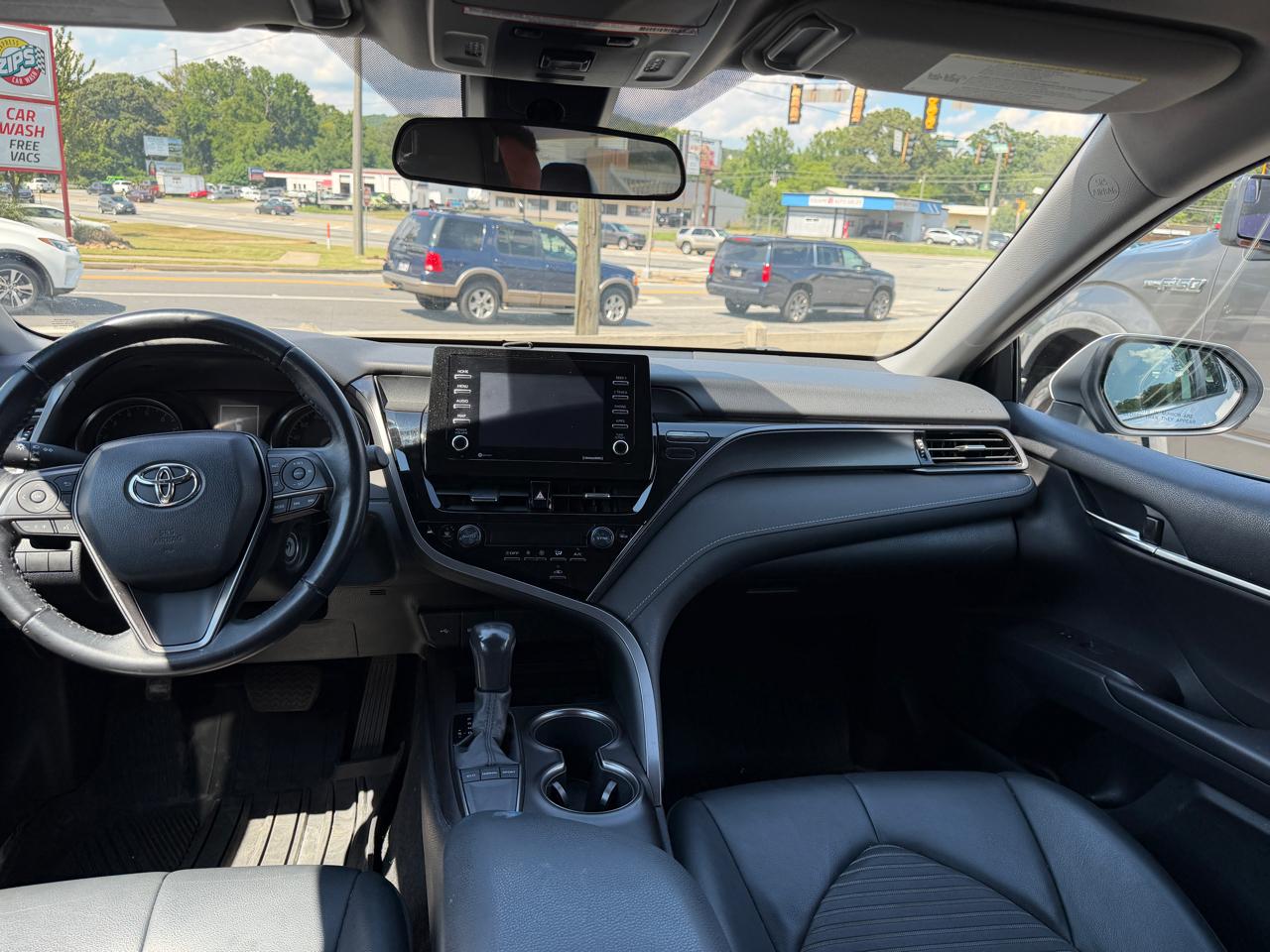 Toyota Camry  2022