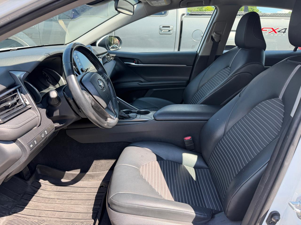 Toyota Camry  2022