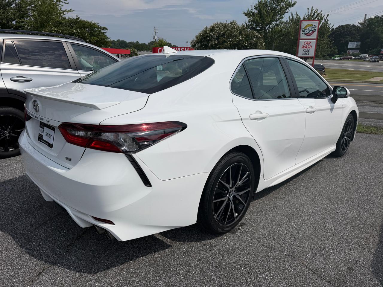 Toyota Camry  2022