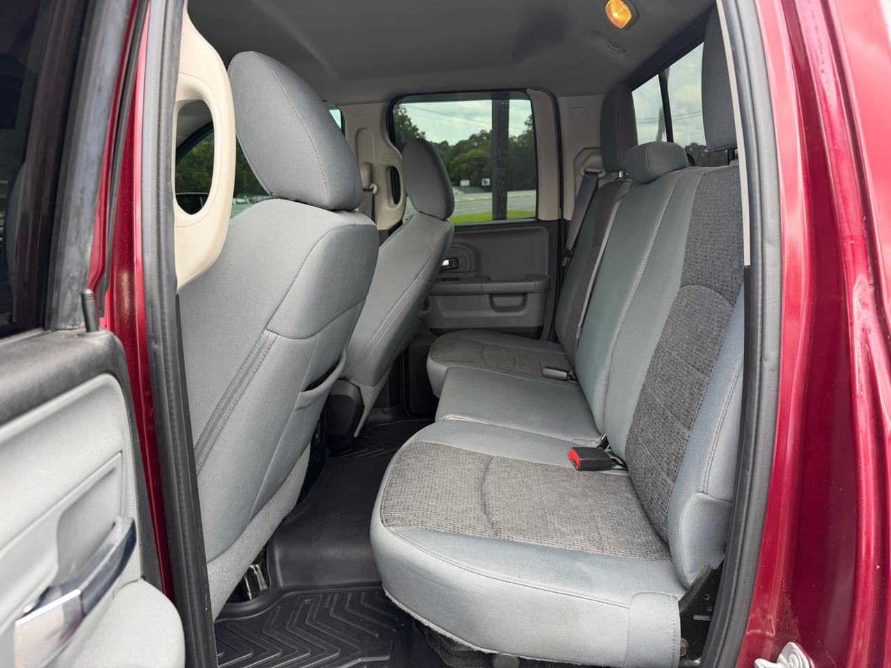 RAM 1500 Classic Warlock 4x4 Quad Cab 6'4" Box 2019