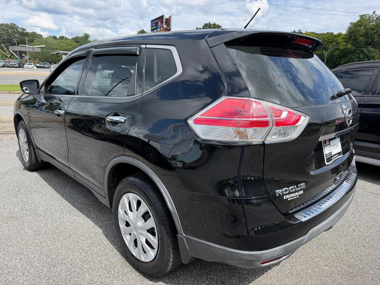 Nissan Rogue  2015
