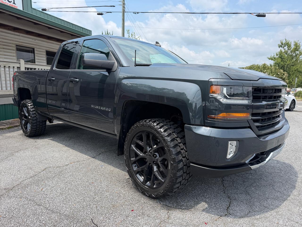 Chevrolet Silverado 1500 4WD Double Cab 143.5" LT w/2LT 2018