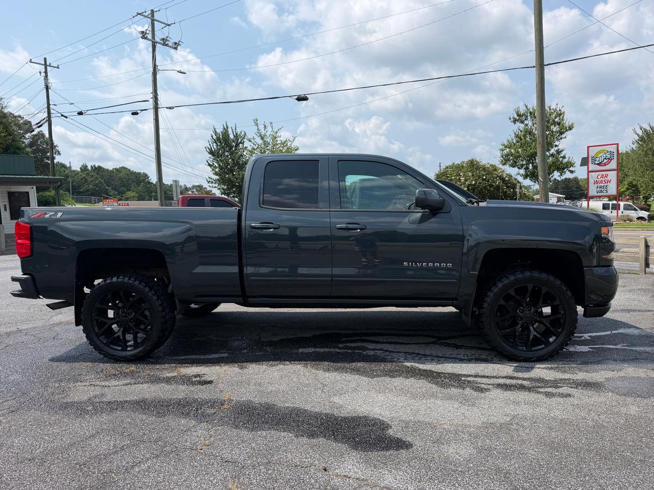 Chevrolet Silverado 1500 4WD Double Cab 143.5" LT w/2LT 2018
