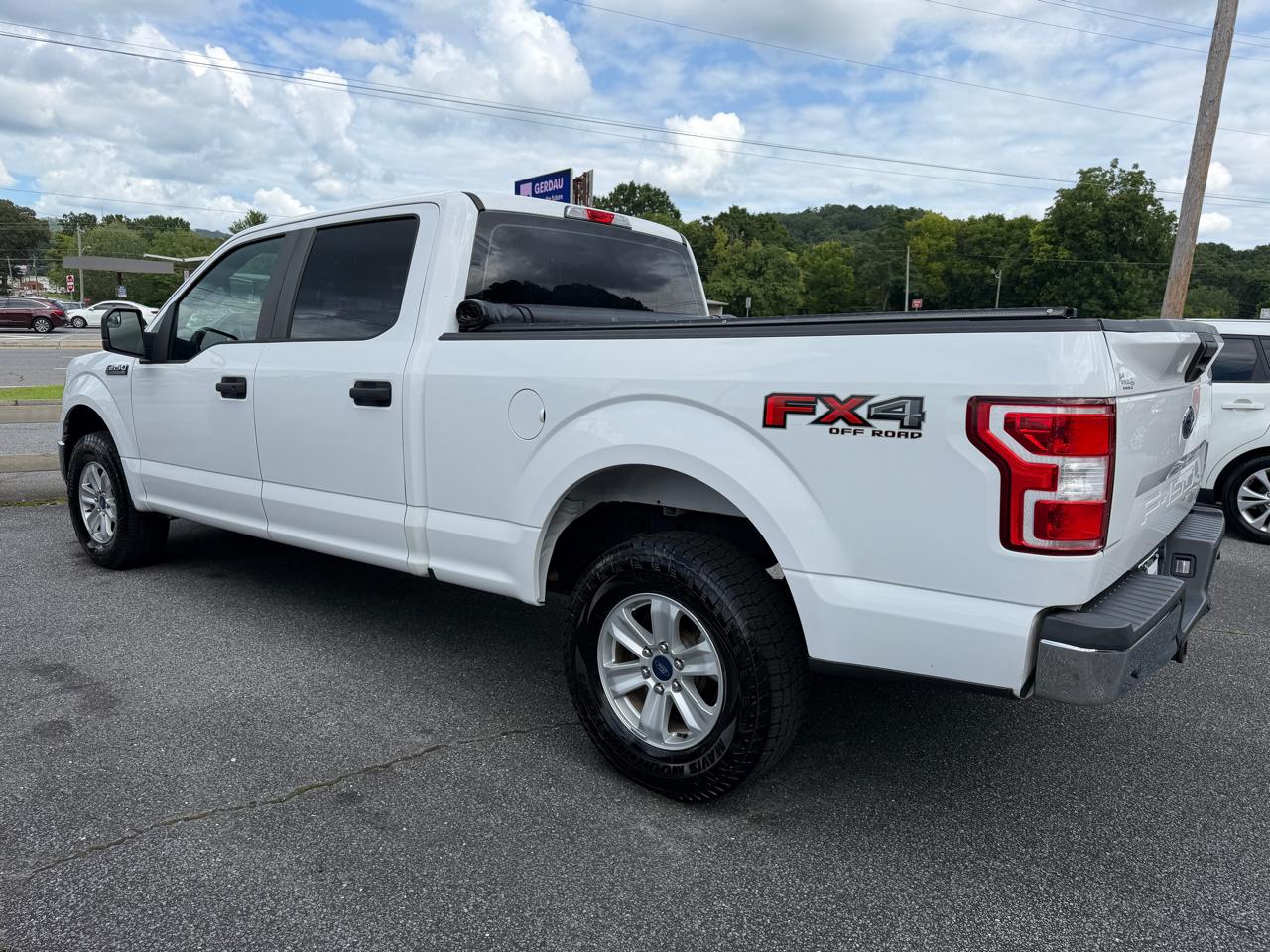 Ford F-150 FX4 SuperCrew 4WD 2018