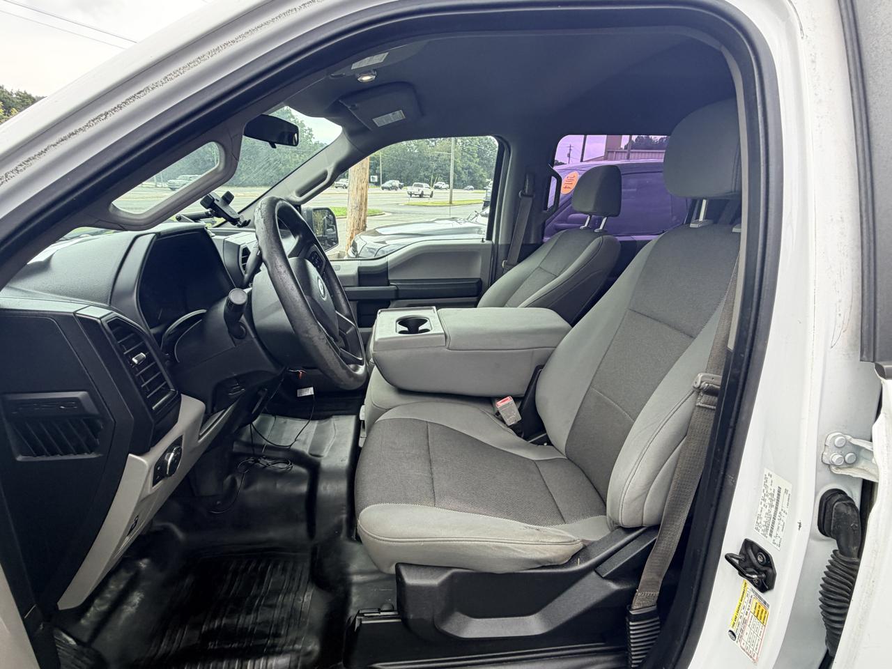 Ford F-150 FX4 SuperCrew 4WD 2018