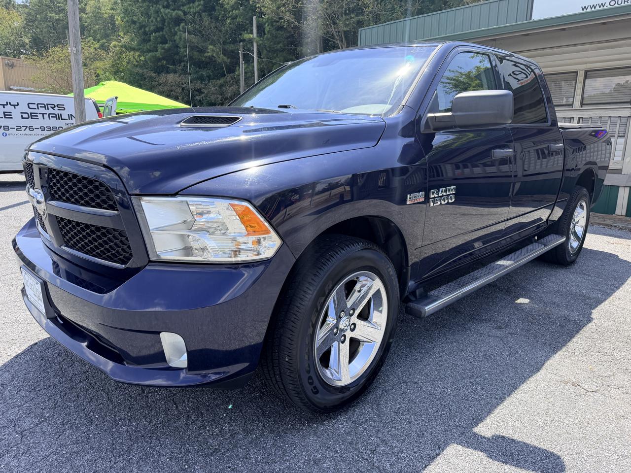 2014 RAM 1500 4WD Crew Cab 140.5" Express