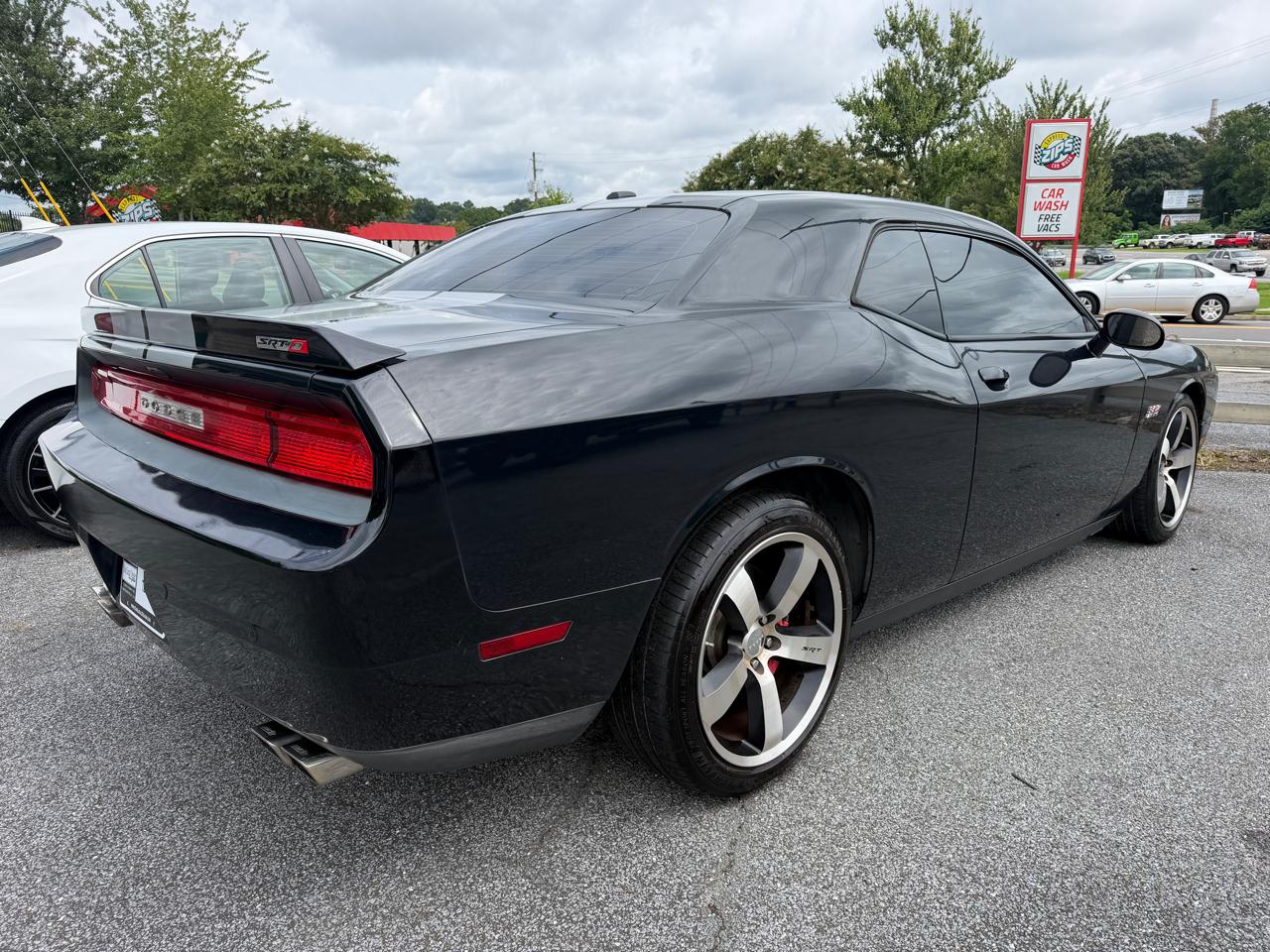 Dodge Challenger SRT8 2D Coupe 2014
