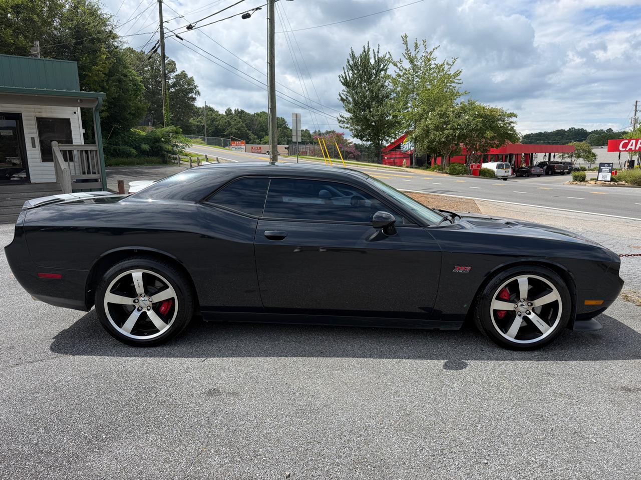 Dodge Challenger SRT8 2D Coupe 2014