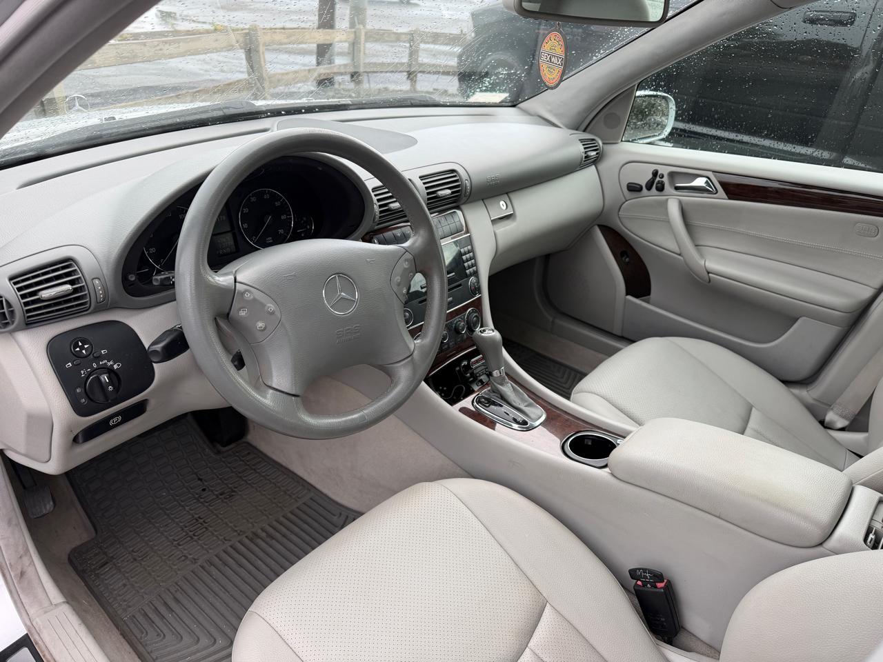 Mercedes-Benz C-Class  2007