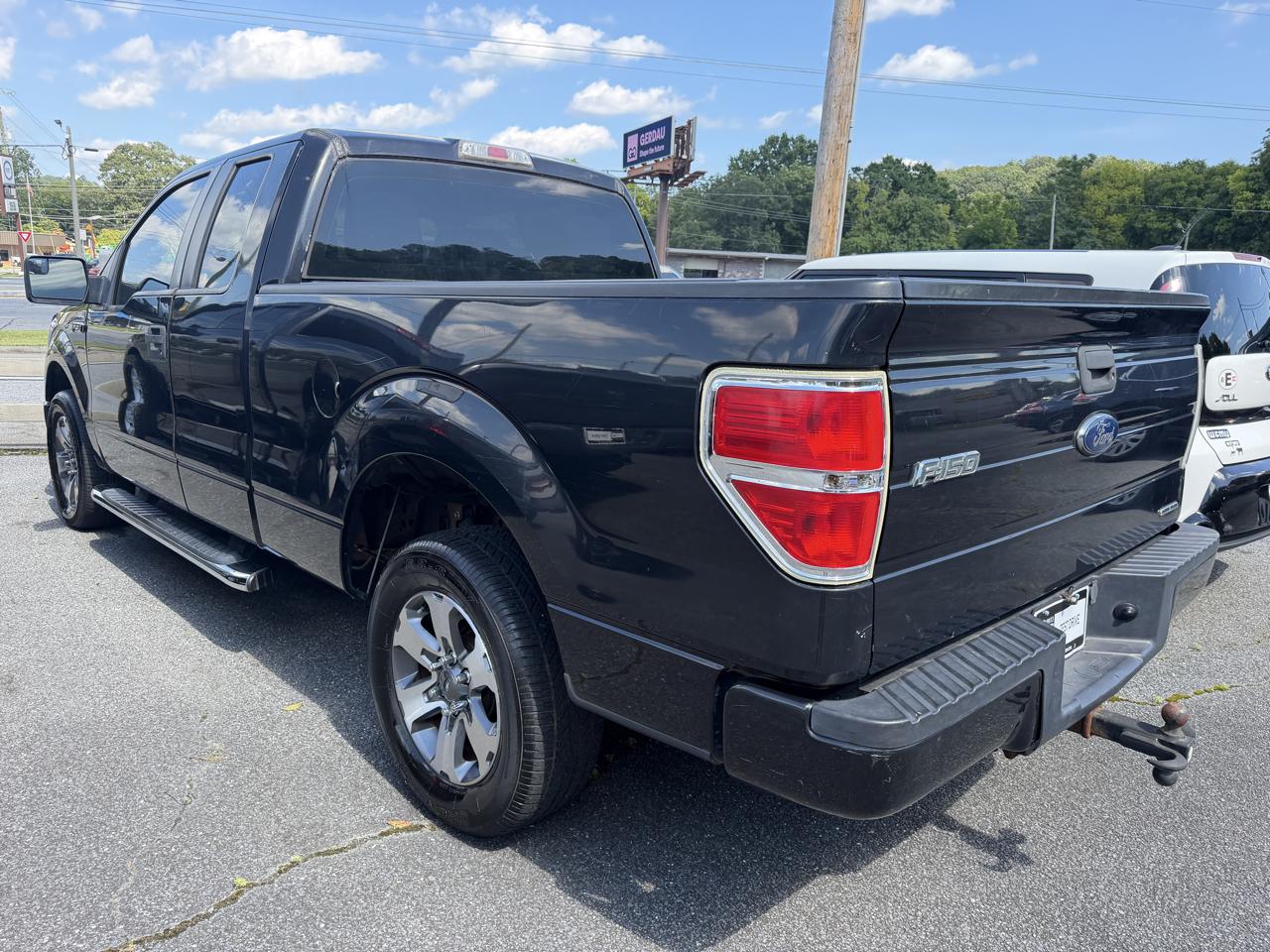 Ford F-150 2WD SuperCab 145" STX 2013