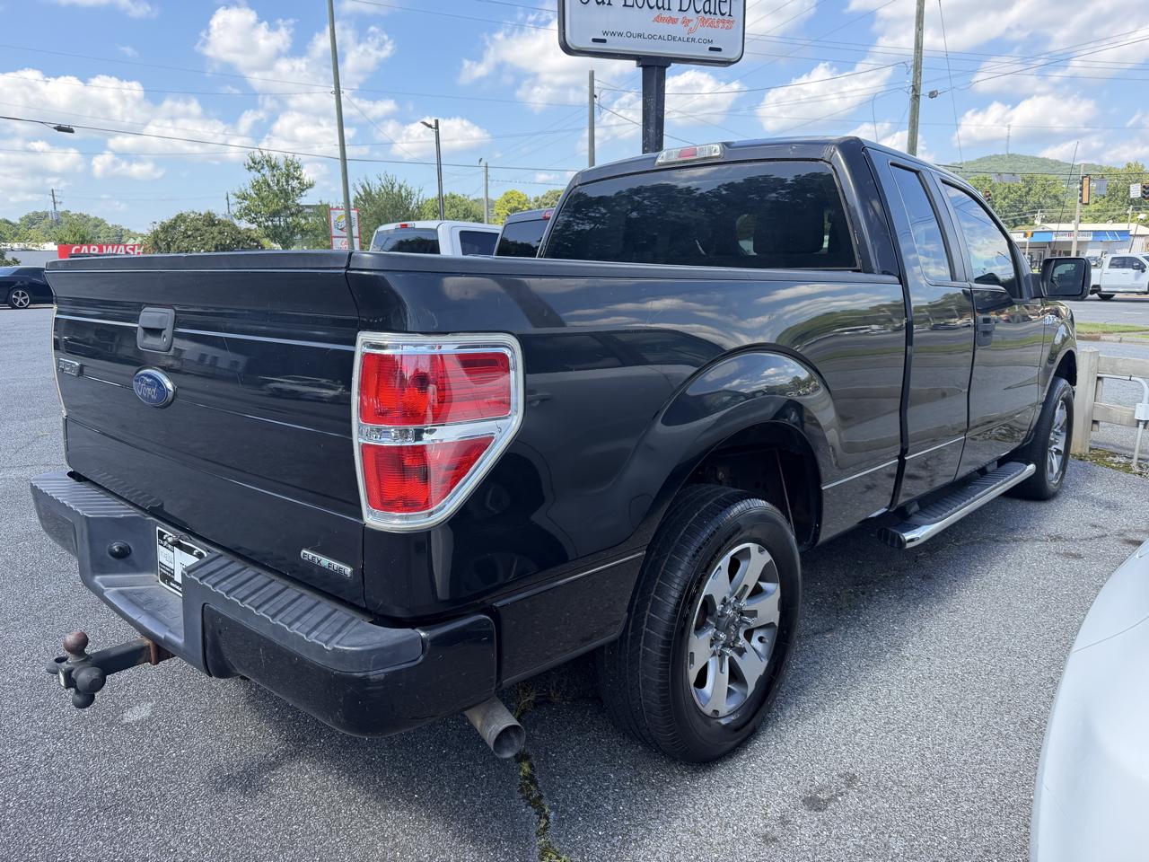 Ford F-150 2WD SuperCab 145" STX 2013