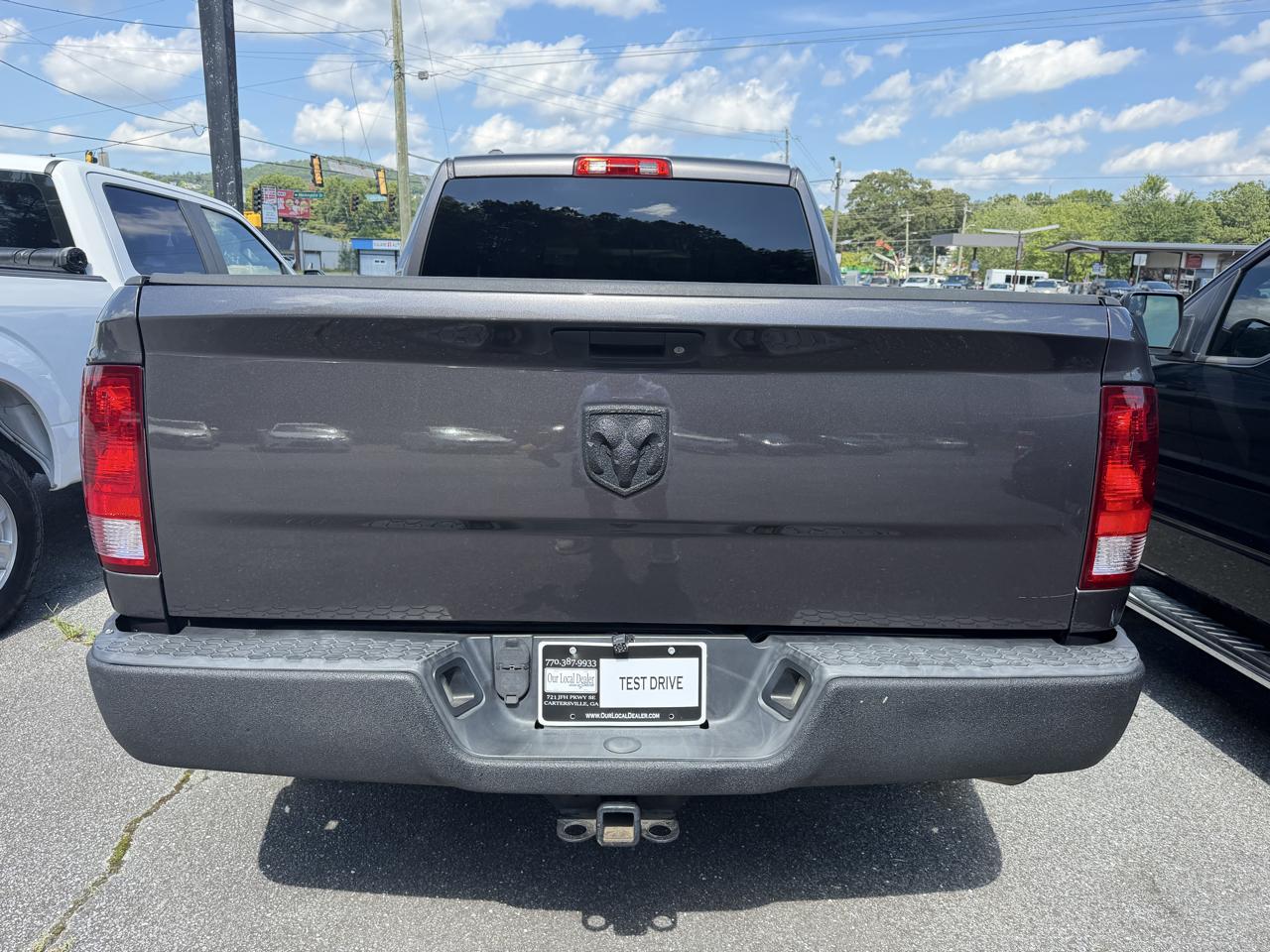 RAM 1500 2WD Quad Cab 140.5" Tradesman 2015