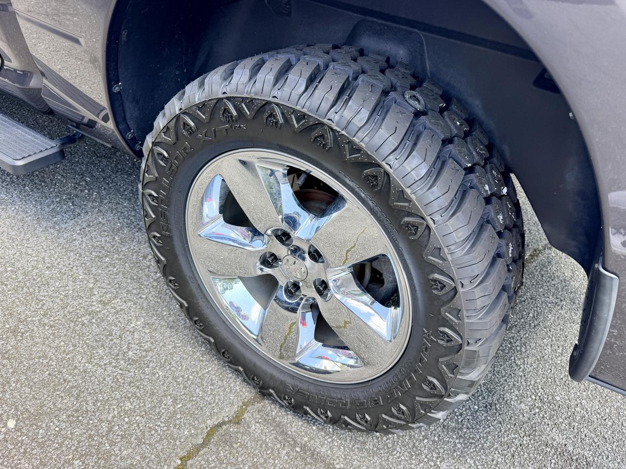 RAM 1500 4WD Crew Cab 140.5" Big Horn 2015