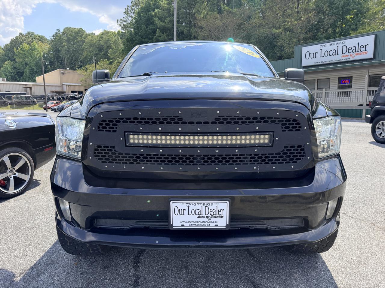 RAM 1500 4WD Quad Cab 140.5" Express 2019