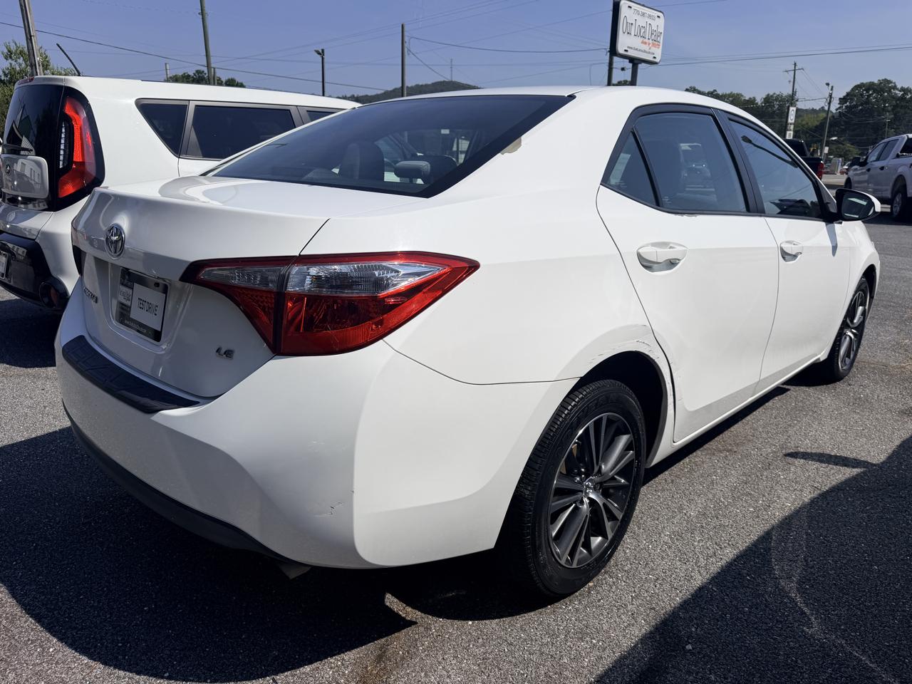 Toyota Corolla photo 4
