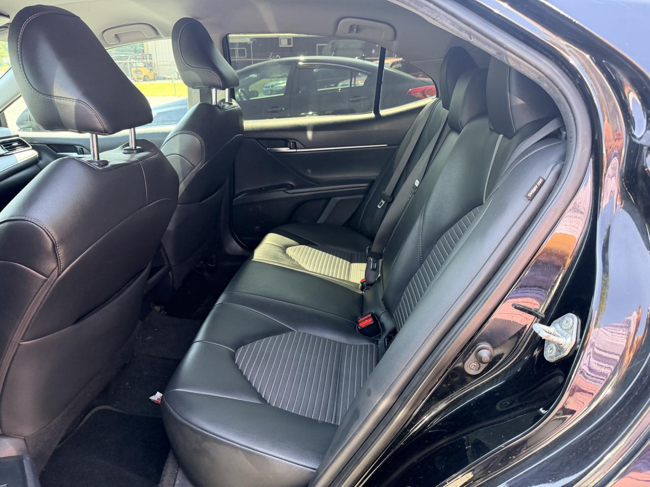 Toyota Camry  2019