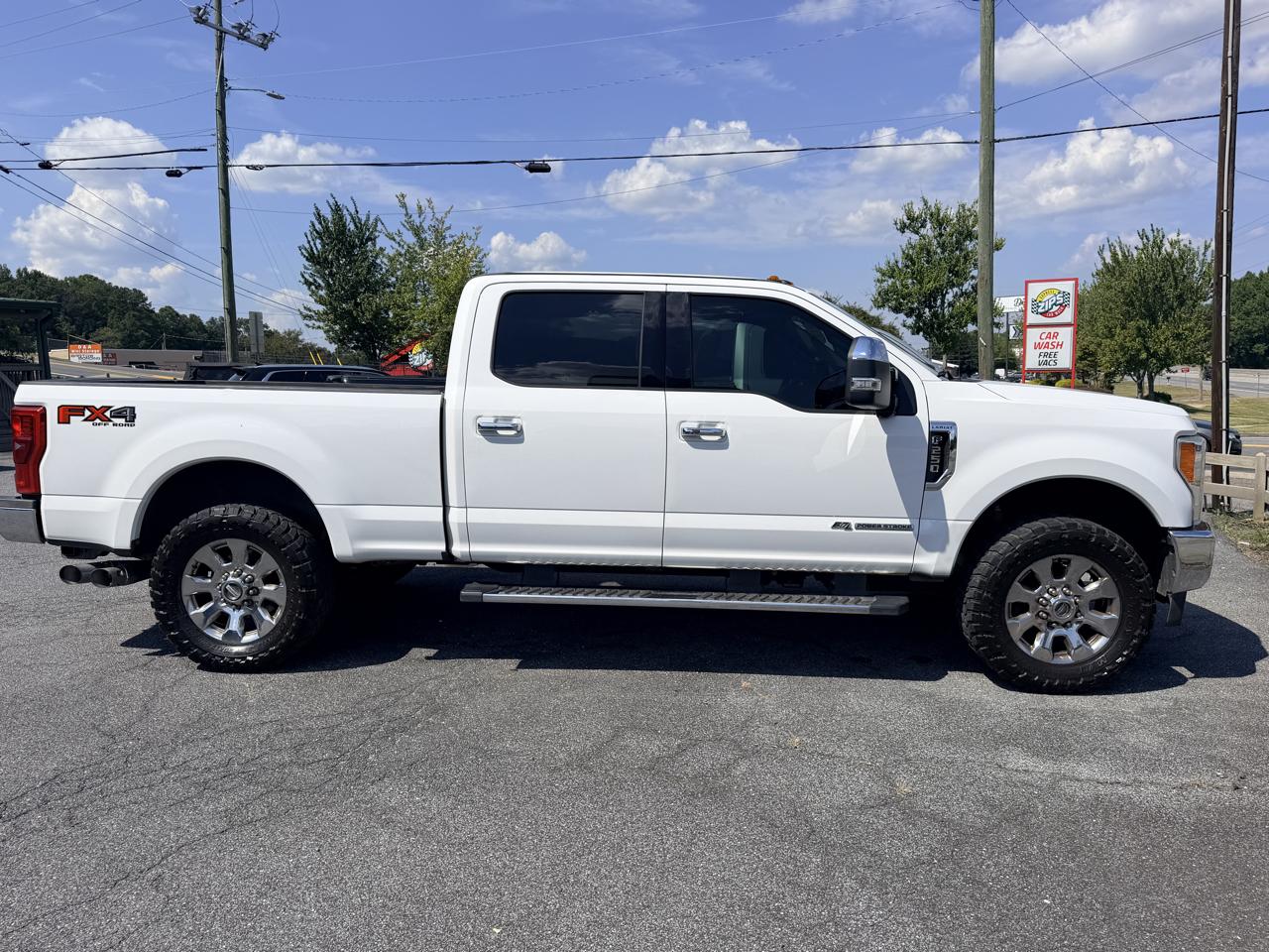 Ford F-250 SD Lariat Crew Cab 4WD 2017