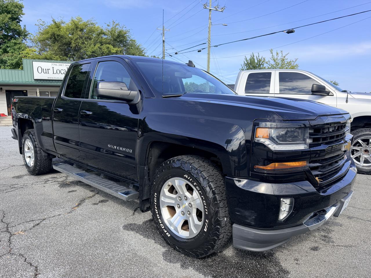 Chevrolet Silverado photo 4
