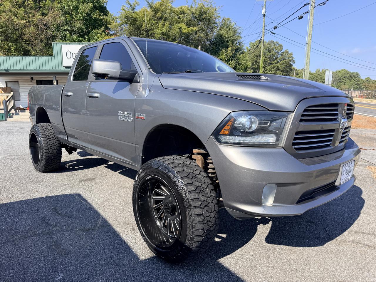2013 RAM 1500 SPORT