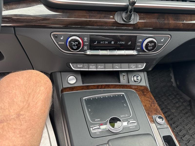 Audi Q5 2.0T Premium Plus quattro 2018