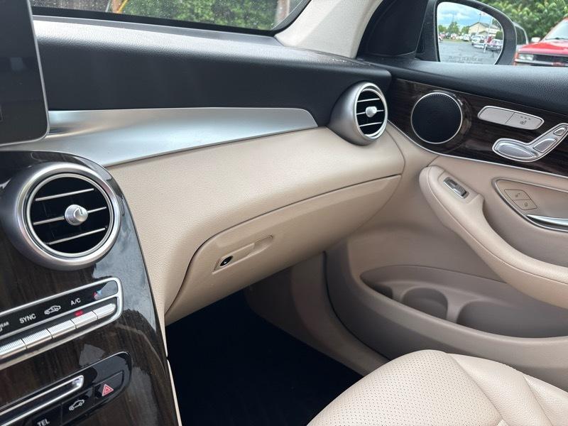 Mercedes-Benz GLC-Class GLC300 4MATIC 2018