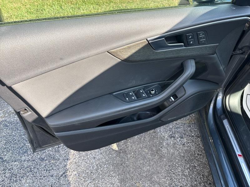 Audi A4 2.0 TFSI Premium Plus quattro 7A 2019