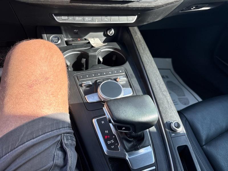 Audi A4 2.0 TFSI Premium Plus quattro 7A 2019