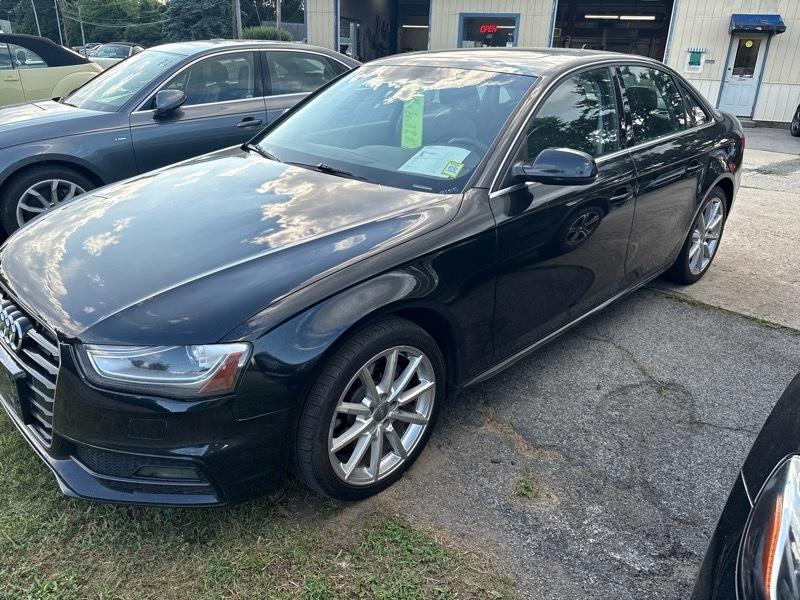 Audi A4 2.0T Sedan quattro Tiptronic 2014