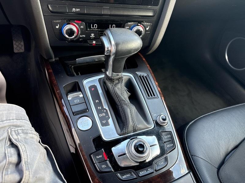 Audi A4 2.0T Sedan quattro Tiptronic 2014