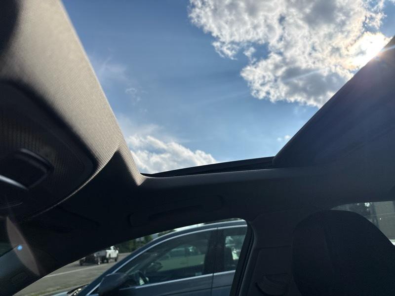 Audi A4 2.0T Sedan quattro Tiptronic 2014