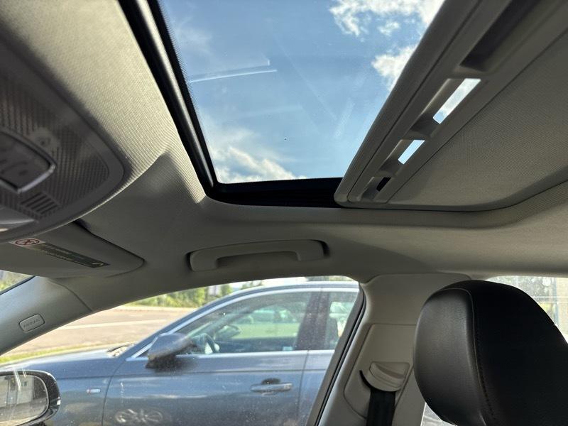 Audi A4 2.0T Sedan quattro Tiptronic 2014