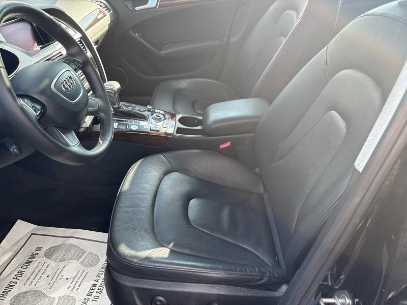 Audi A4 2.0T Sedan quattro Tiptronic 2014