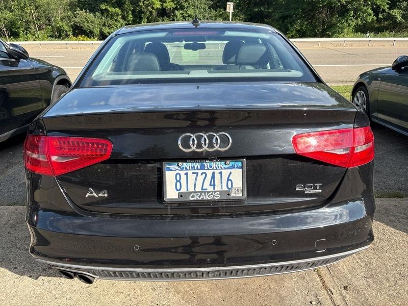Audi A4 2.0T Sedan quattro Tiptronic 2014