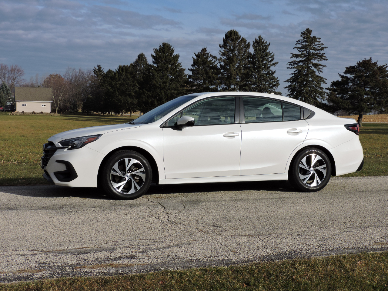 2023 Subaru Legacy Premium photo 2