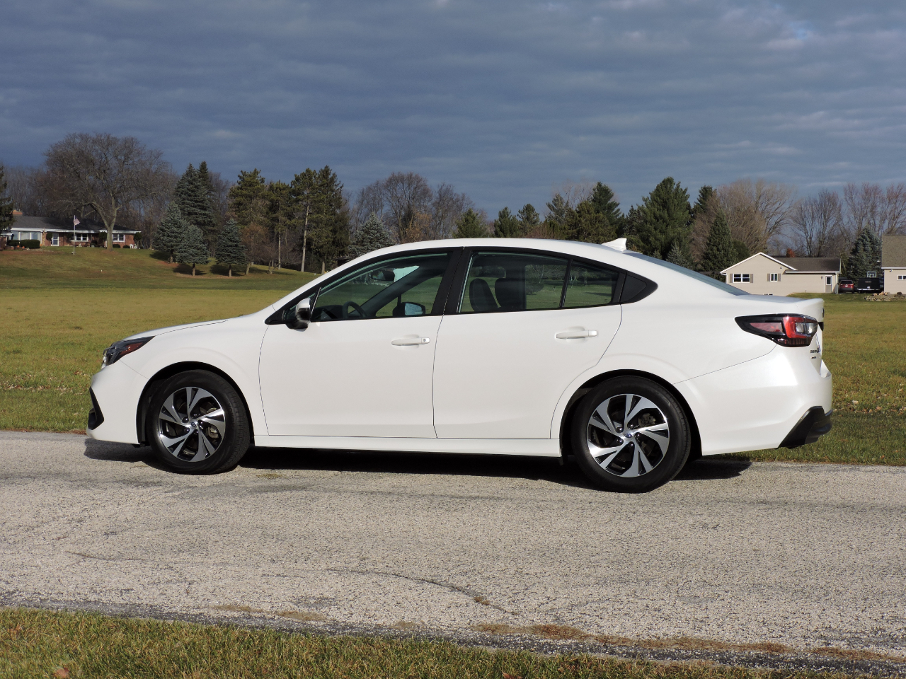 2023 Subaru Legacy Premium photo 4